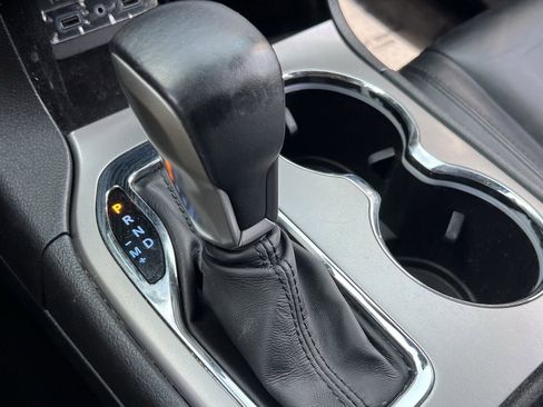 Used 2019 Jeep Grand Cherokee Limited RWD image 24