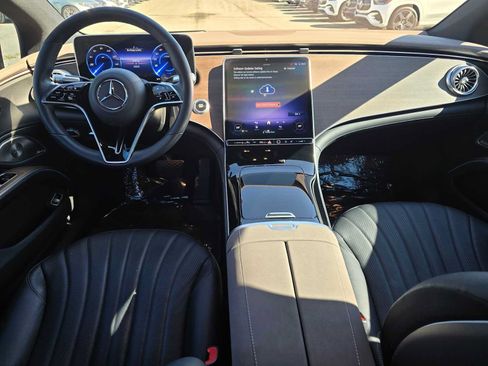 Used 2022 Mercedes-Benz EQS 450+ Sedan image 18
