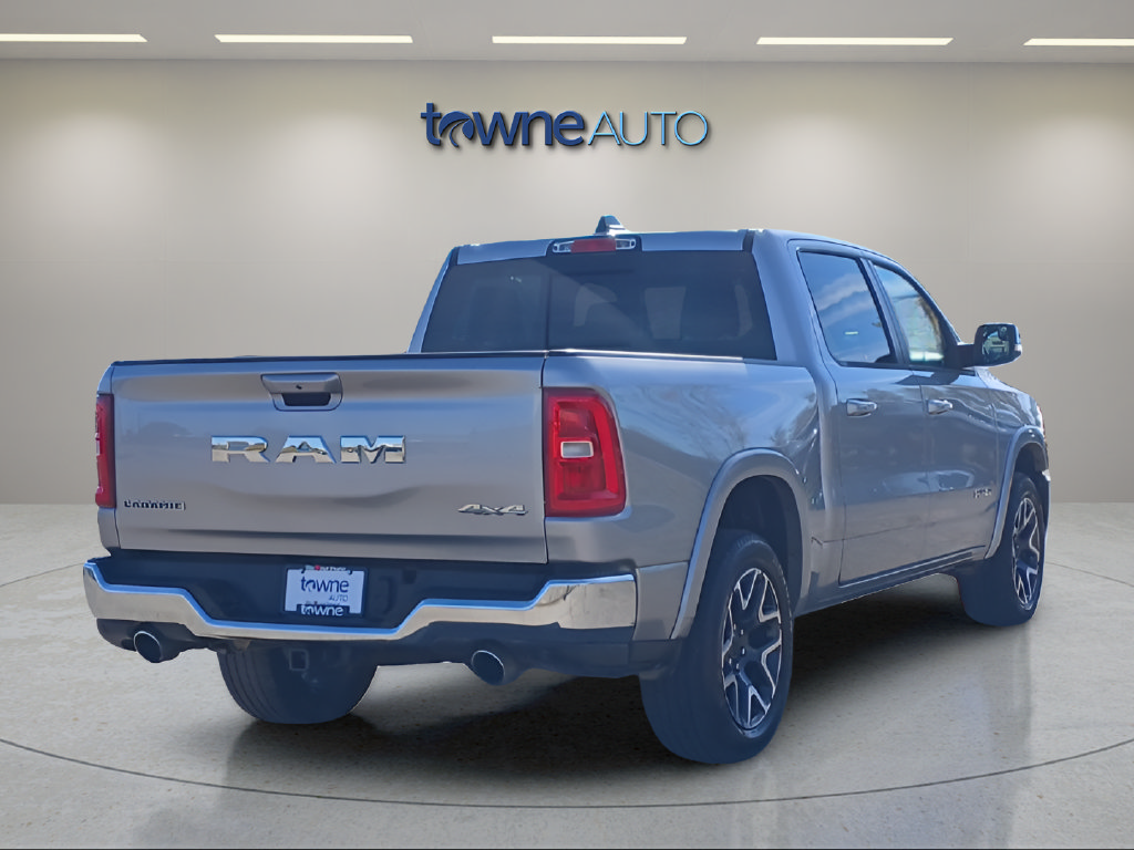 Used 2026 RAM 1500 Laramie AWD/4WD image 6
