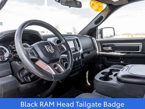 Used 2022 RAM 1500 Classic Warlock w/ Technology Package I AWD/4WD image 18