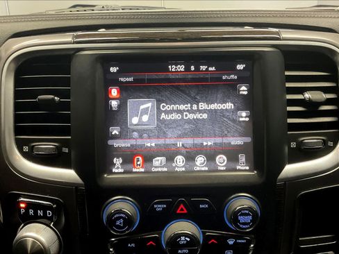 Used 2016 RAM 1500 Limited image 8