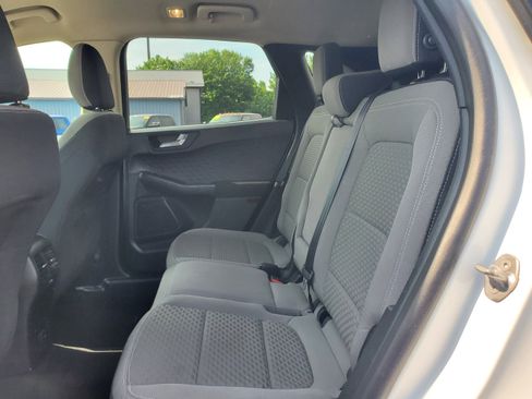 Used 2020 Ford Escape SE FWD image 25