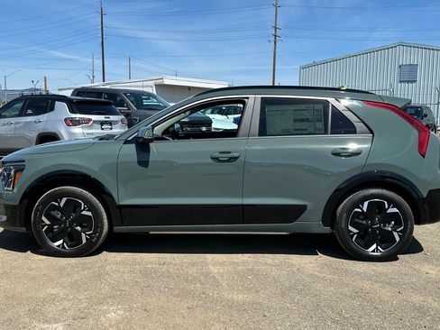 Used 2026 Kia Niro Wind w/ Wind Preserve Package FWD image 8