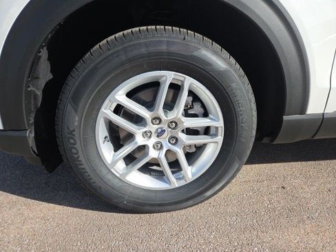 New 2026 Ford Explorer Active image 9