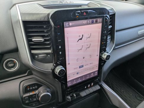 Used 2025 RAM 1500 Big Horn AWD/4WD image 11