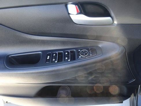 Used 2023 Hyundai Santa Fe SEL image 8