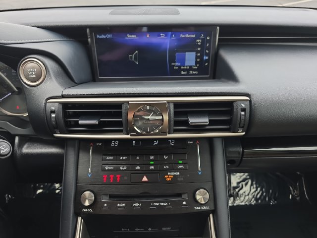 Used 2018 Lexus IS 300 AWD w/ Comfort Package image 19