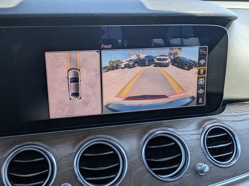 Used 2020 Mercedes-Benz E 350 Sedan image 26