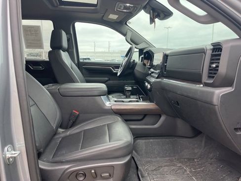 Used 2023 GMC Sierra 1500 SLT w/ SLT Premium Plus Package image 24