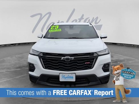 Used 2023 Chevrolet Traverse RS AWD/4WD image 2