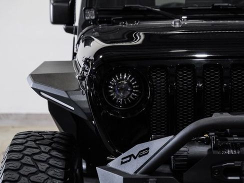 Used 2021 Jeep Wrangler Unlimited Sport image 3