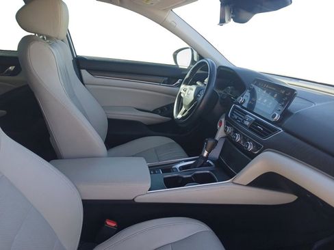 Used 2019 Honda Accord EX-L image 16