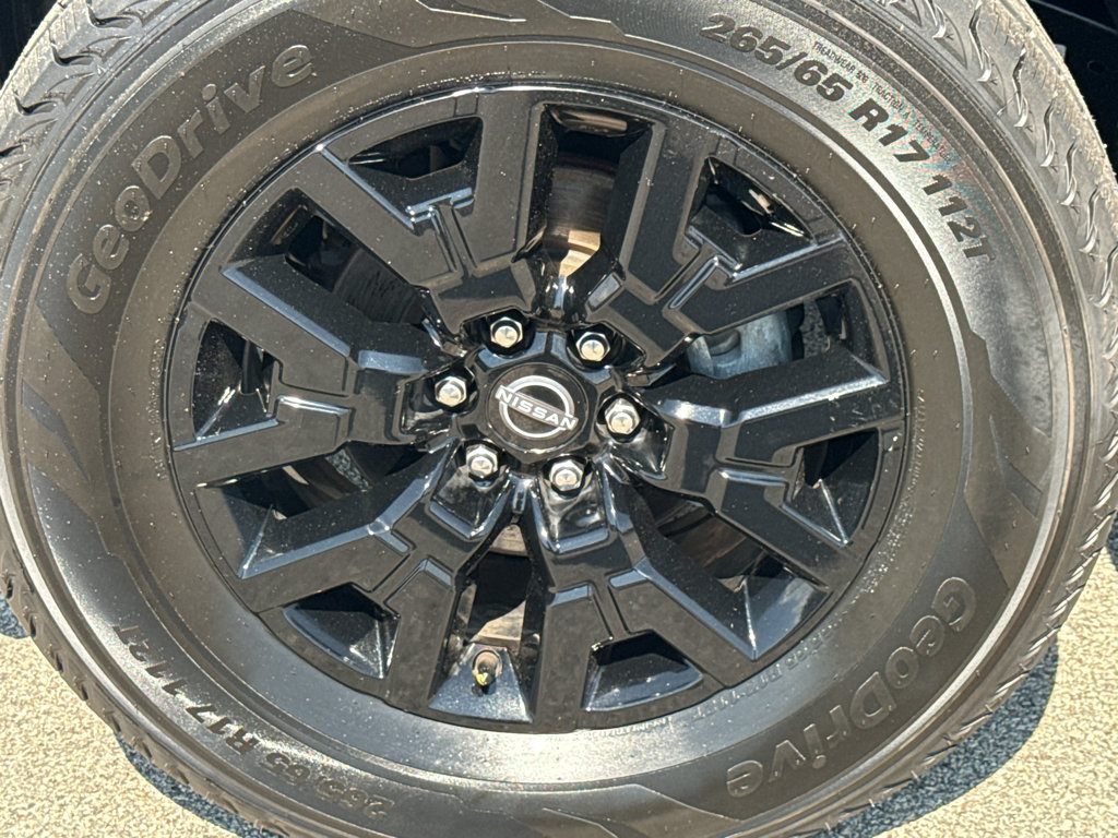 Certified 2023 Nissan Frontier SV w/ Midnight Edition Package AWD/4WD image 10