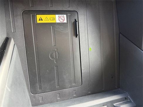 Used 2022 Toyota Tundra Limited image 22