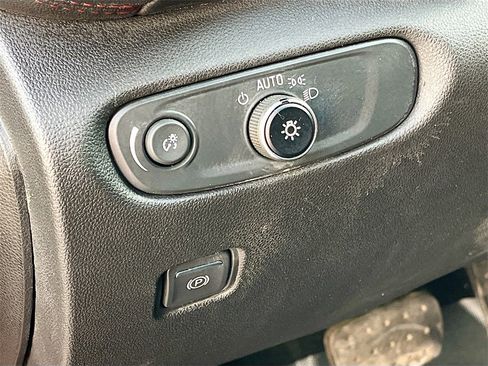 Used 2023 Chevrolet Blazer RS w/ Enhanced Convenience Package image 10