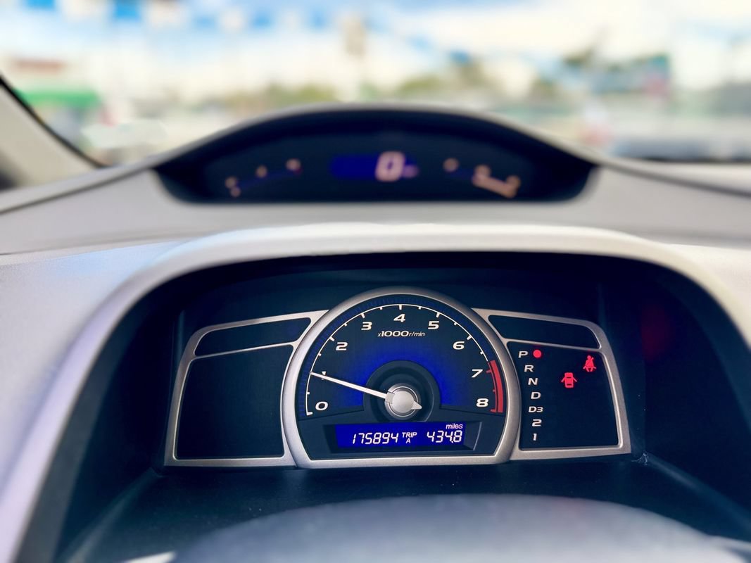 Used 2011 Honda Civic LX image 22