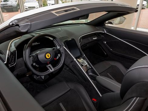 Used 2024 Ferrari Roma Spider image 25