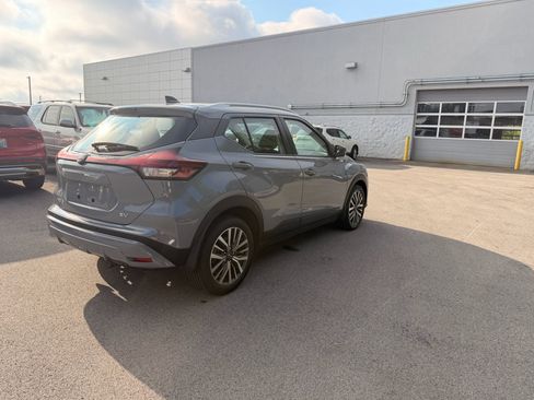Certified 2024 Nissan Kicks SV FWD image 4