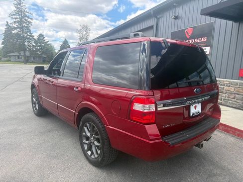 Used 2017 Ford Expedition Limited w/ Equipment Group 301A AWD/4WD image 3