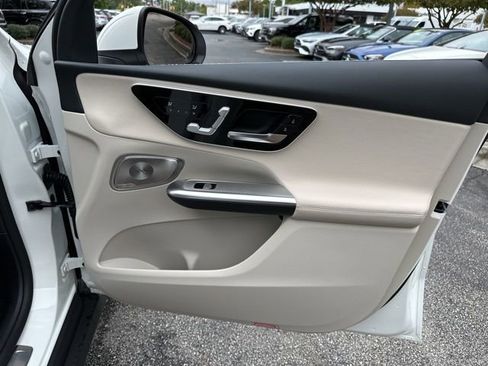 New 2026 Mercedes-Benz GLC 300 4MATIC image 38