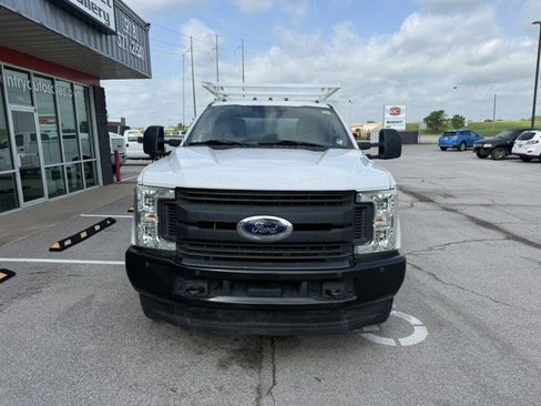 Used 2017 Ford F350 XL w/ Trailer Tow Package image 10