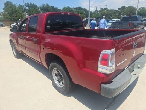 Used 2007 Mitsubishi Raider LS RWD image 4