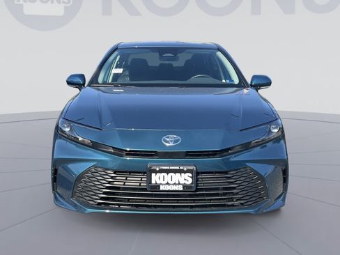 New 2026 Toyota Camry LE FWD image 4