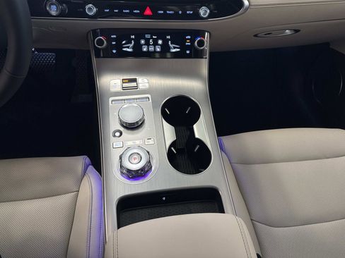 New 2026 Genesis GV70 2.5T Select image 24