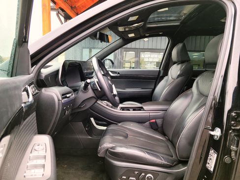 Used 2024 Hyundai Palisade Calligraphy image 21