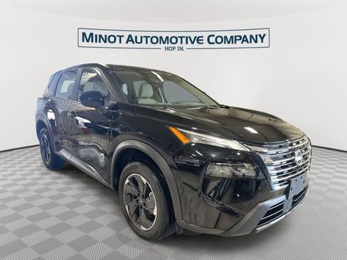 Used 2024 Nissan Rogue SV FWD image 1