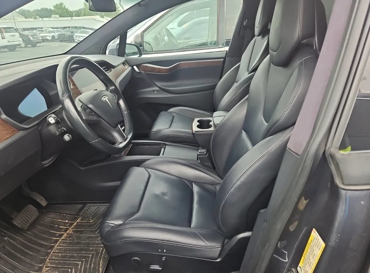 Used 2018 Tesla Model X 100D AWD/4WD image 10