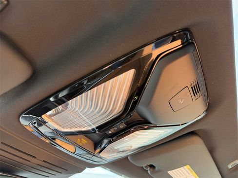 Certified 2024 BMW X5 xDrive40i w/ Parking Assistance Package image 32