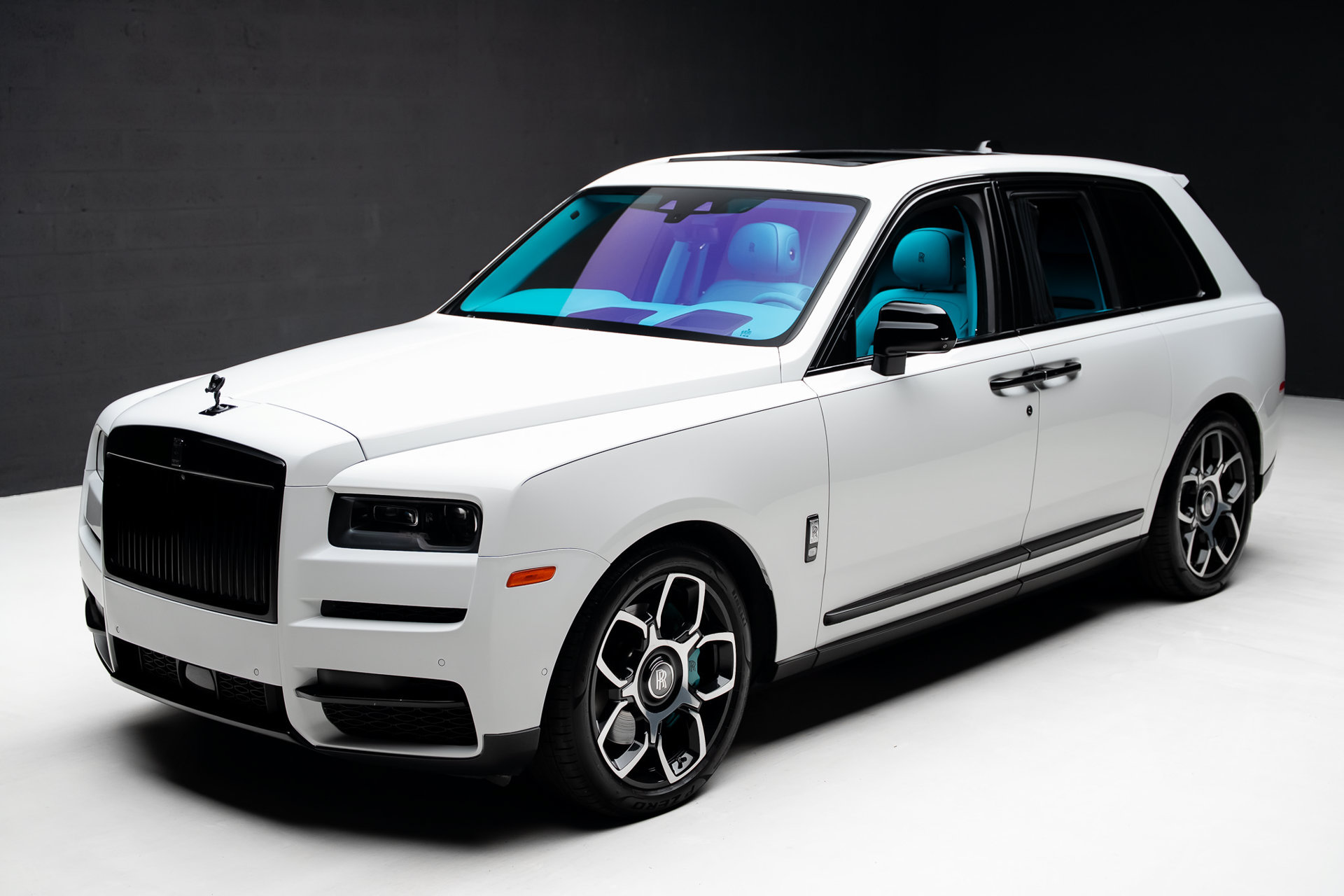 Used 2019 Rolls-Royce Cullinan AWD/4WD image 6