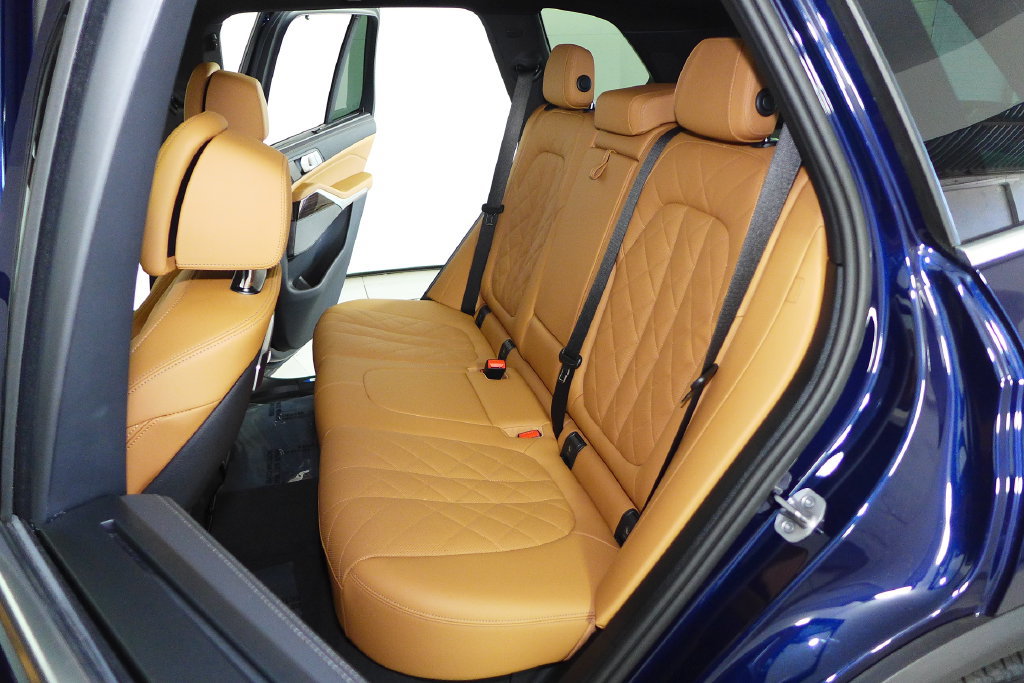 Used 2026 BMW X5 xDrive40i w/ Climate Comfort Package AWD/4WD image 21