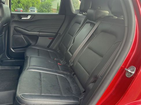 Used 2021 Ford Escape SEL w/ Technology Package AWD/4WD image 10
