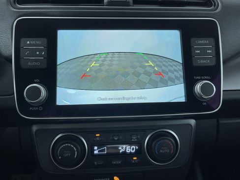 Certified 2025 Nissan Leaf S FWD image 19