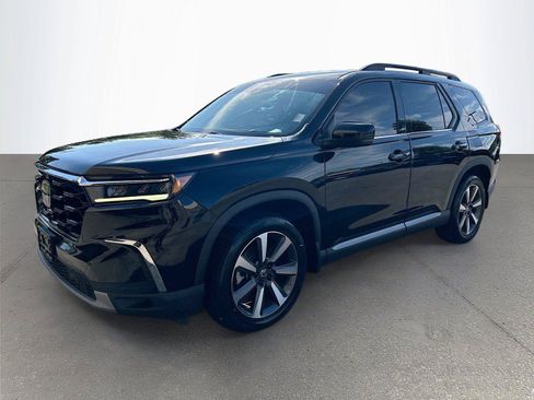 Used 2023 Honda Pilot Elite image 8