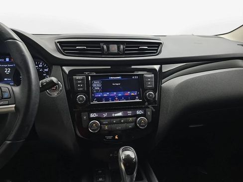 Used 2022 Nissan Rogue Sport SL AWD/4WD image 20