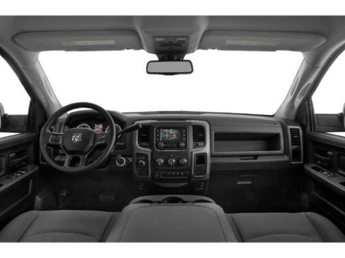 Used 2018 RAM 2500 Tradesman w/ Chrome Appearance Group image 8