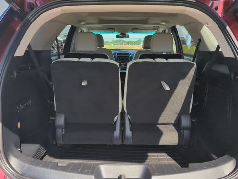 Used 2016 Ford Explorer Platinum AWD/4WD image 11