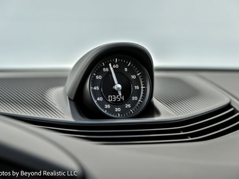 Used 2024 Porsche Taycan Turbo image 40