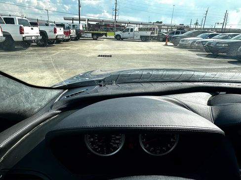 Used 2006 BMW M6 Coupe image 33