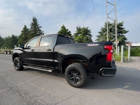 Used 2020 Chevrolet Silverado 1500 LT Trail Boss AWD/4WD image 7