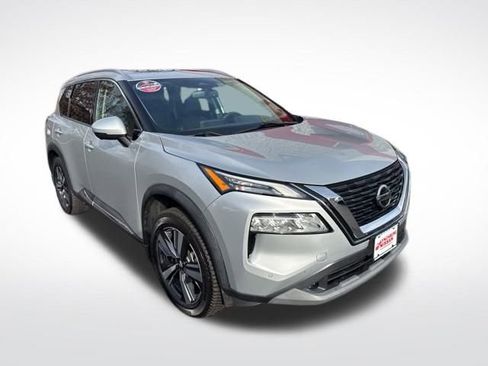 Used 2021 Nissan Rogue SL w/ Premium Package image 7