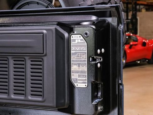 Used 2024 Jeep Wrangler Unlimited Rubicon 392 image 84