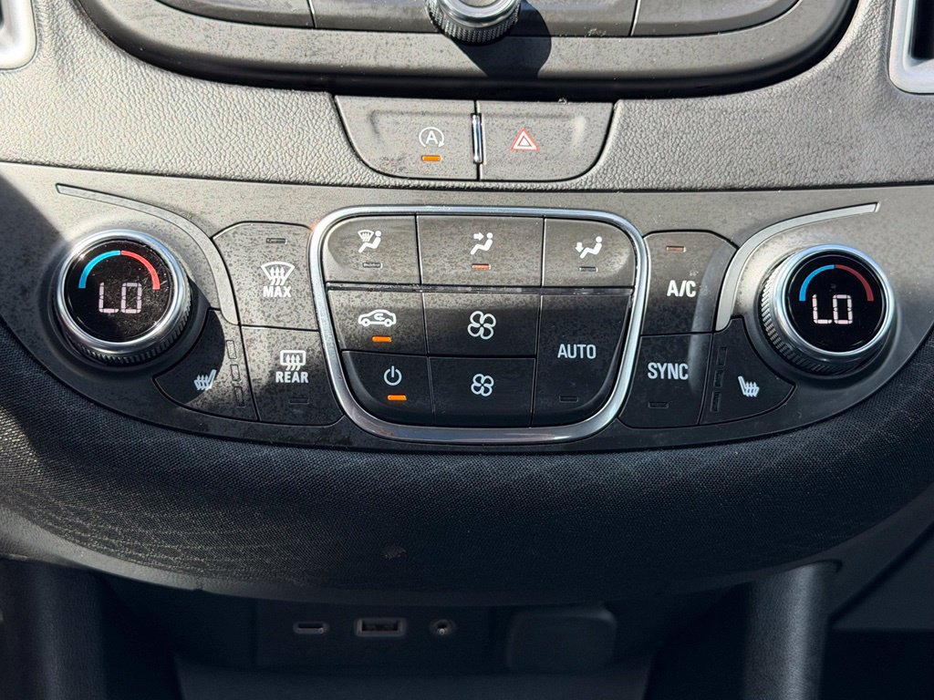 Used 2025 Chevrolet Malibu LT FWD image 14