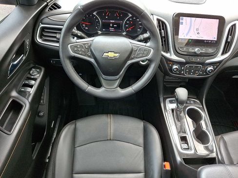 Used 2022 Chevrolet Equinox Premier AWD/4WD image 11