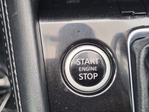 Used 2024 Nissan Kicks SV image 31