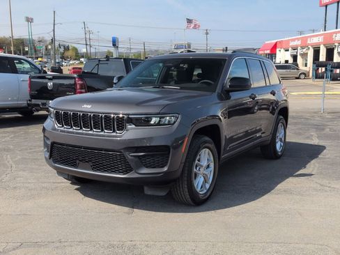 New 2026 Jeep Grand Cherokee Laredo X AWD/4WD image 4