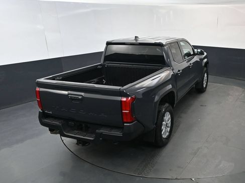 Used 2024 Toyota Tacoma SR AWD/4WD image 32